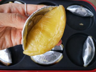 没烤箱也要做烘焙——榴莲酥 