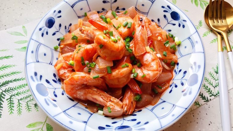 蒜蓉茄汁葱香开背虾 