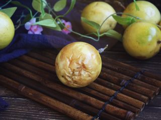 冬喝金色百香果蜂蜜茶 