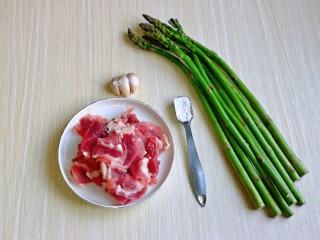 芦笋炒肉片 