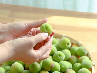 零失败的[青梅酒]和[青梅露]四月美食 