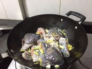 清蒸鱼(时间煮雨)