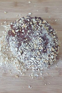 【可可果仁面包卷】 